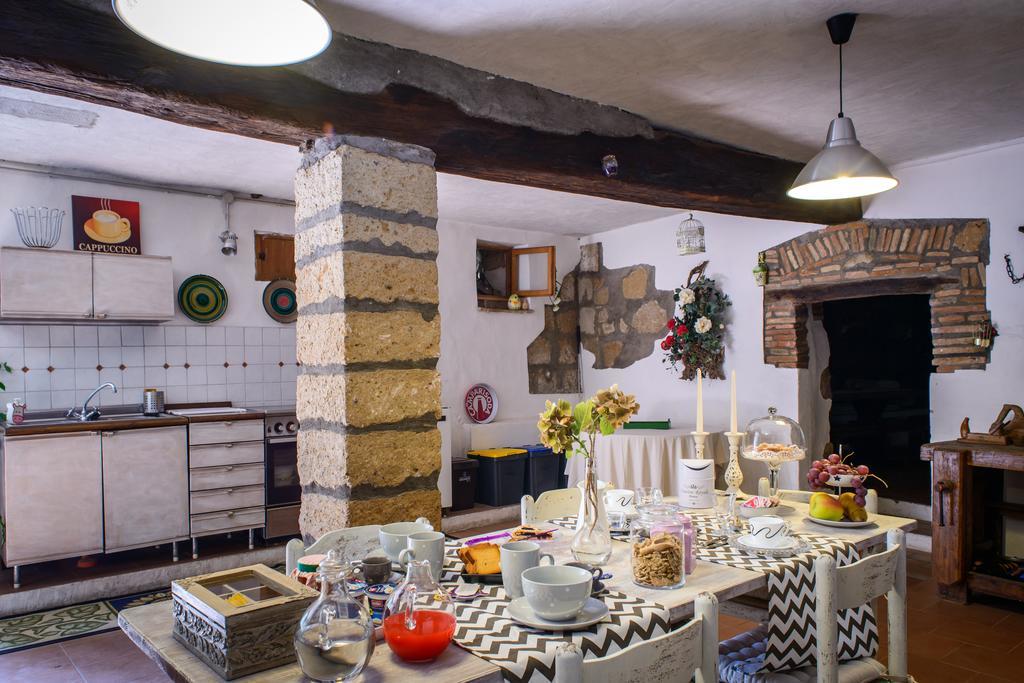 バニョレージョ B＆B ラ ポリニア Bed & Breakfast 部屋 写真